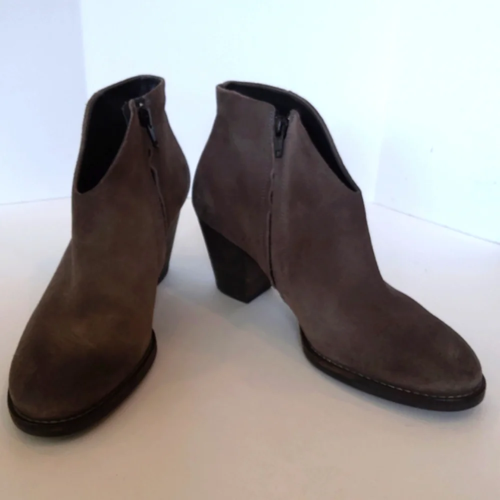 Paul Green Delgado  Toupe suede leather boots